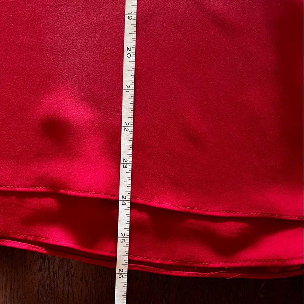 Vibrant red v open neck long sleeve blouse Emma & Olivia - Picture 7 of 7